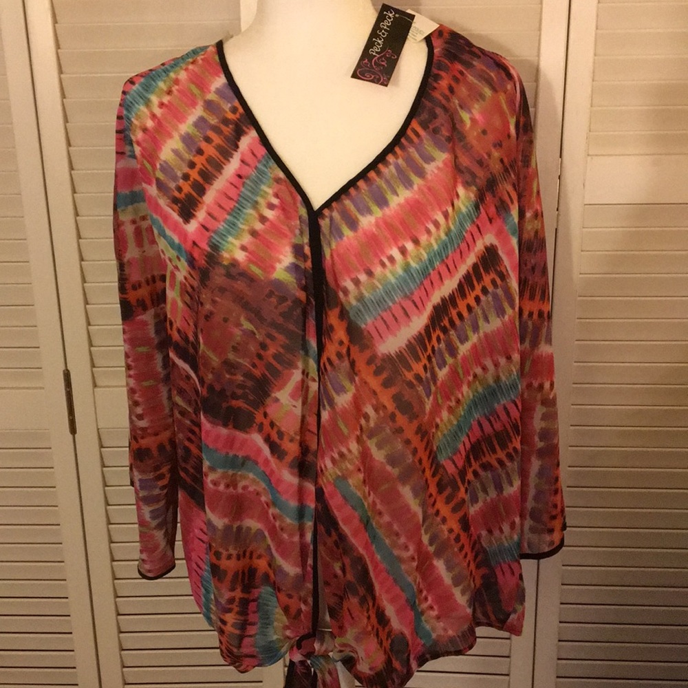 Women's Top. NWT.  SZ L. Peck & Peck